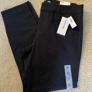 Brand New Old Navy Black Pixie Pants